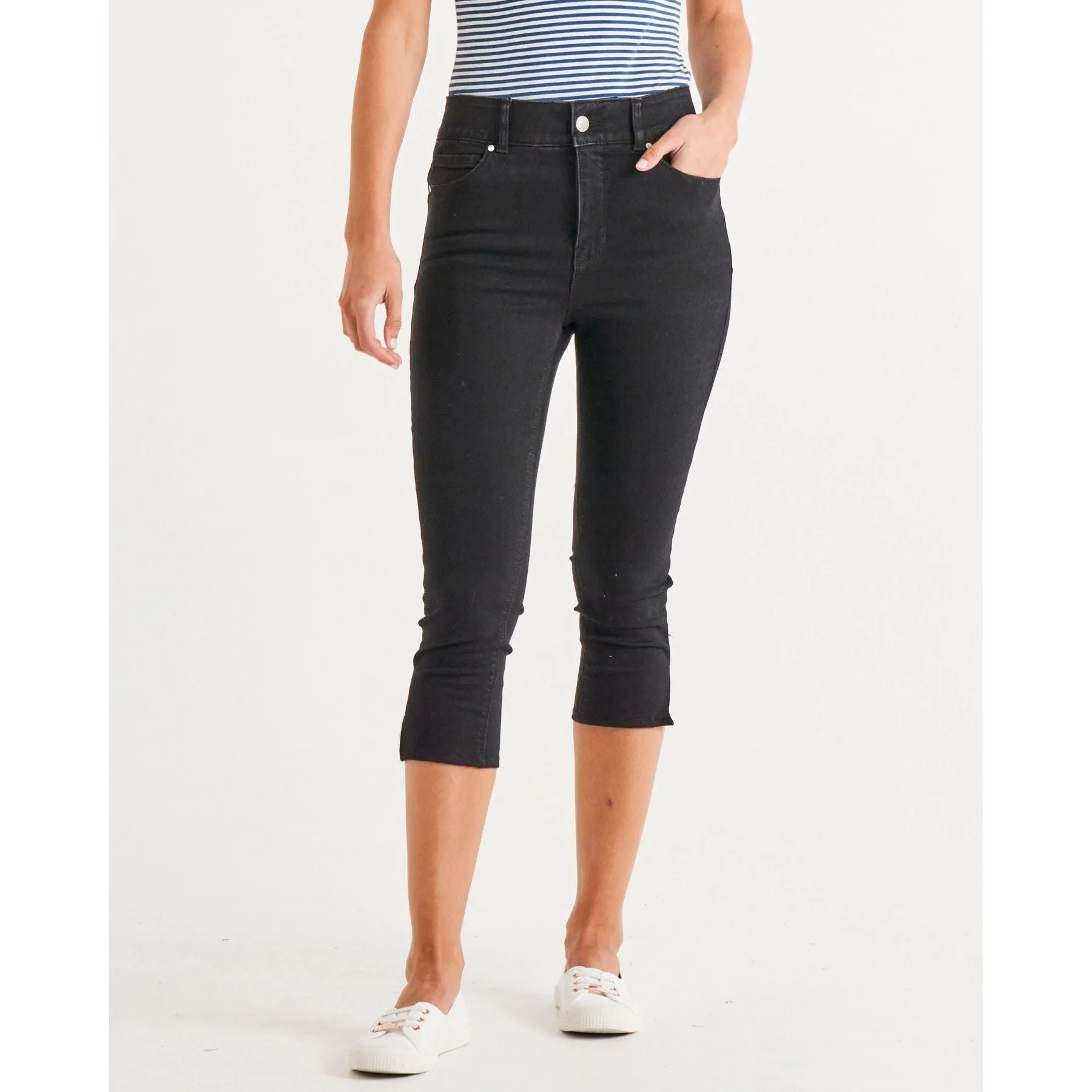 Camila Crop Jeans - Black