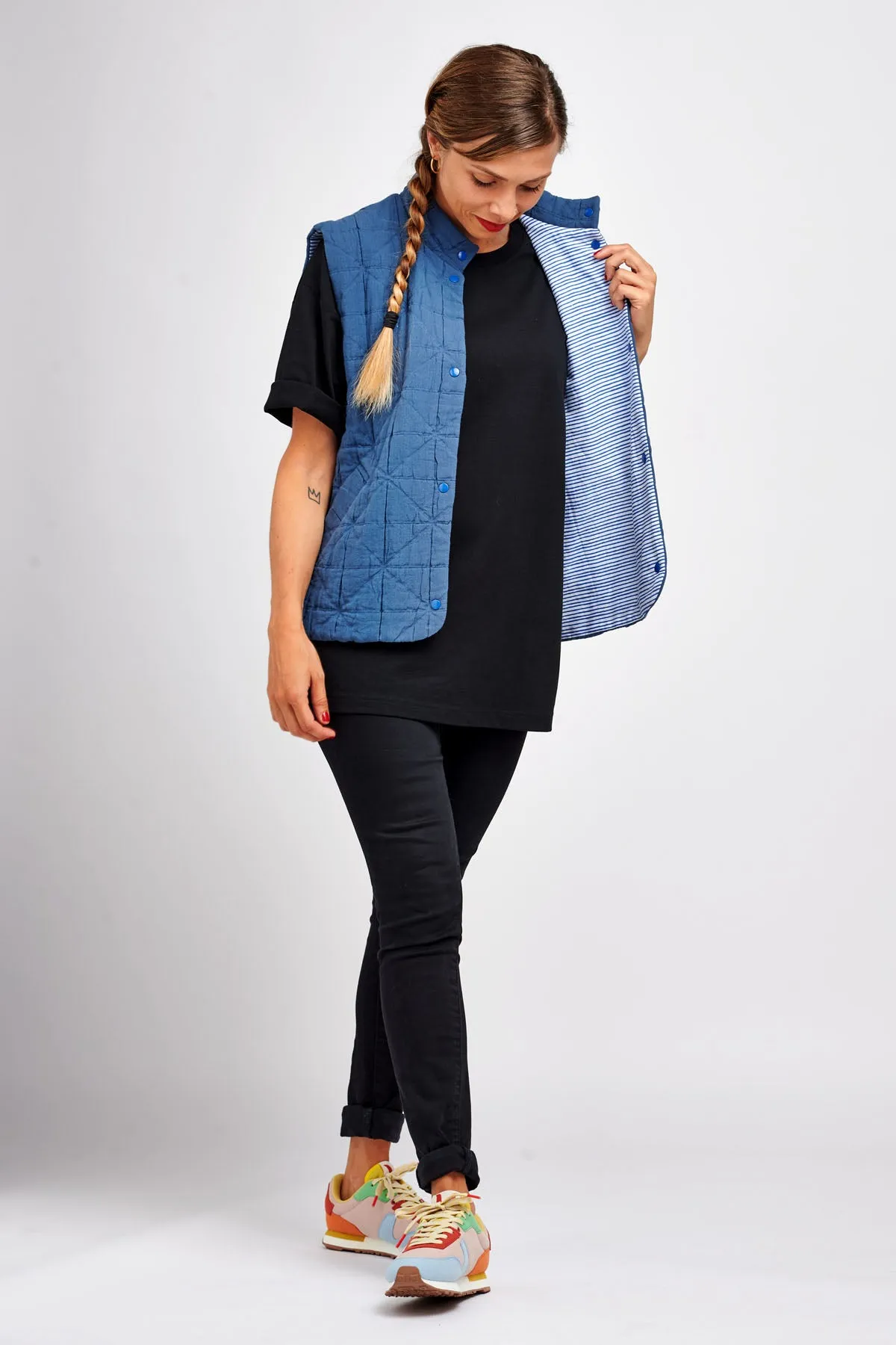 I Am Patterns, Hathor Vest