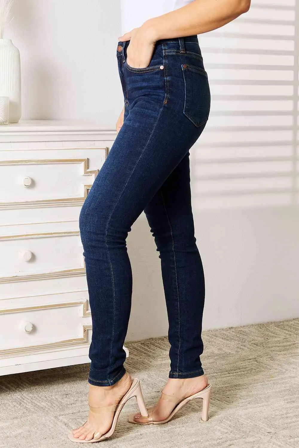 Judy Blue Full Size Skinny Jeans with Pockets