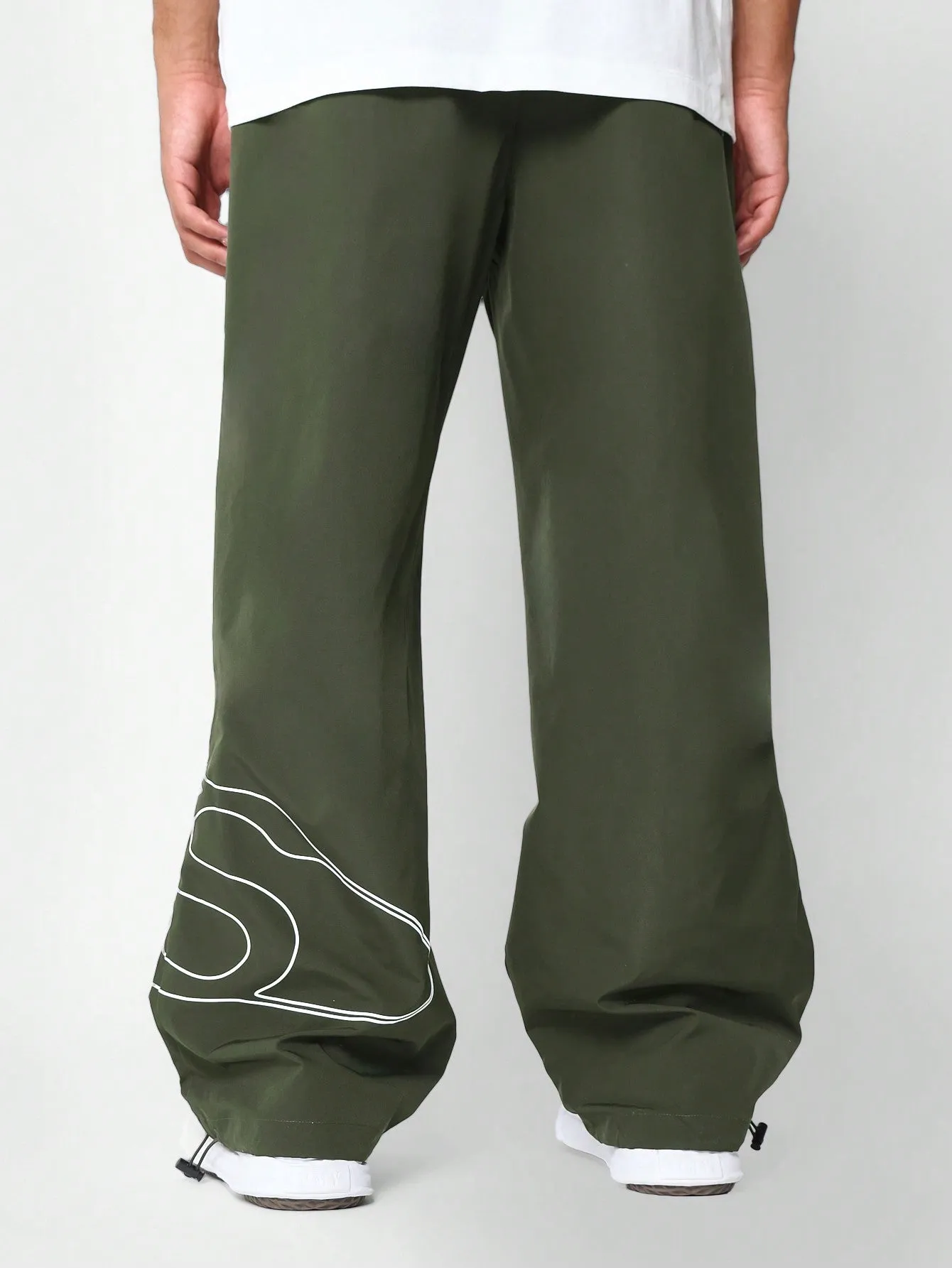 Loose Fit Baggy Nylon Parachute Pant With Graphic Print