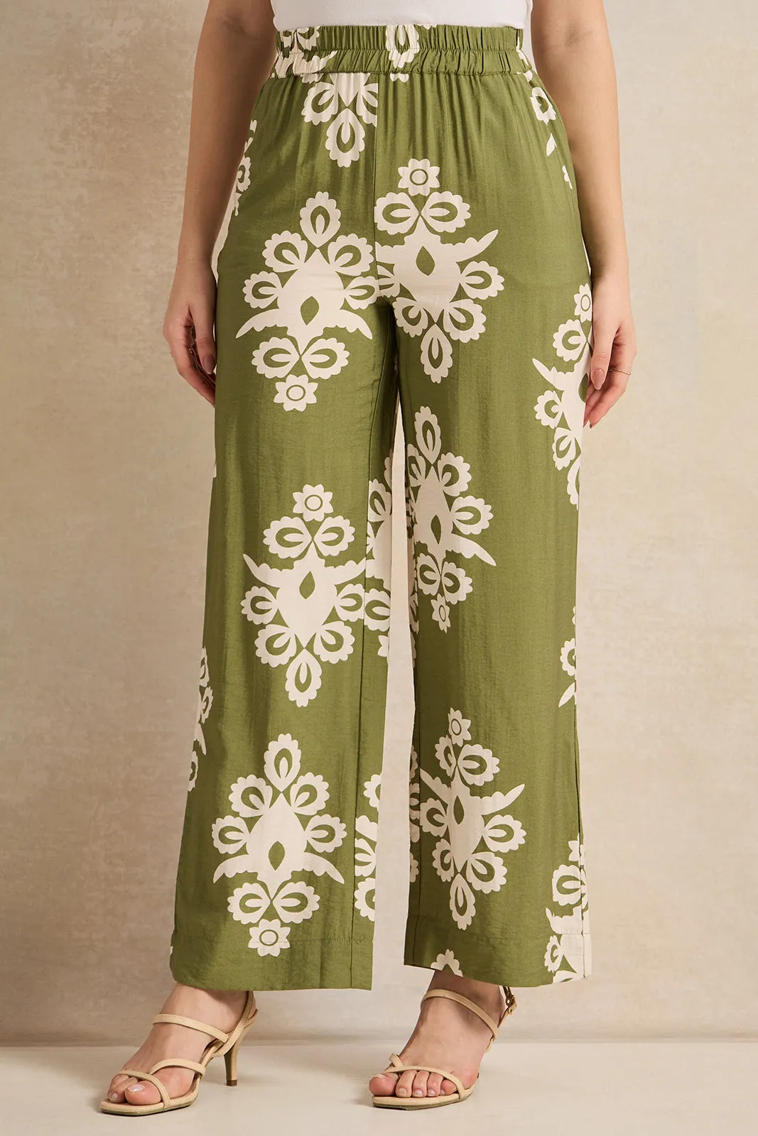 Women Green Printed Trousers